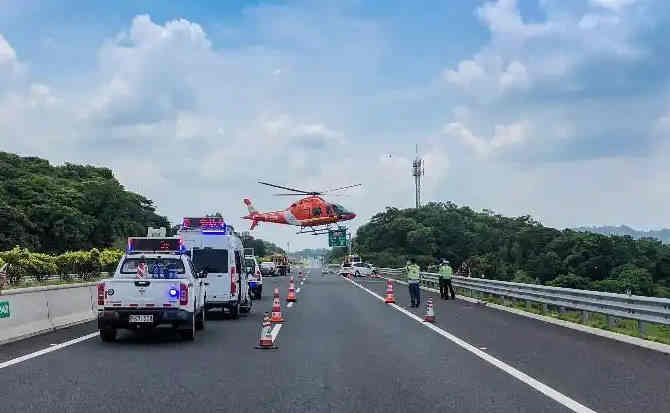 德昌高速公路汽车救援案例